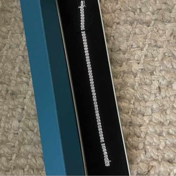 Netaya Diamond Tennis Bracelet 1.00 Carat NWT - Picture 10 of 11